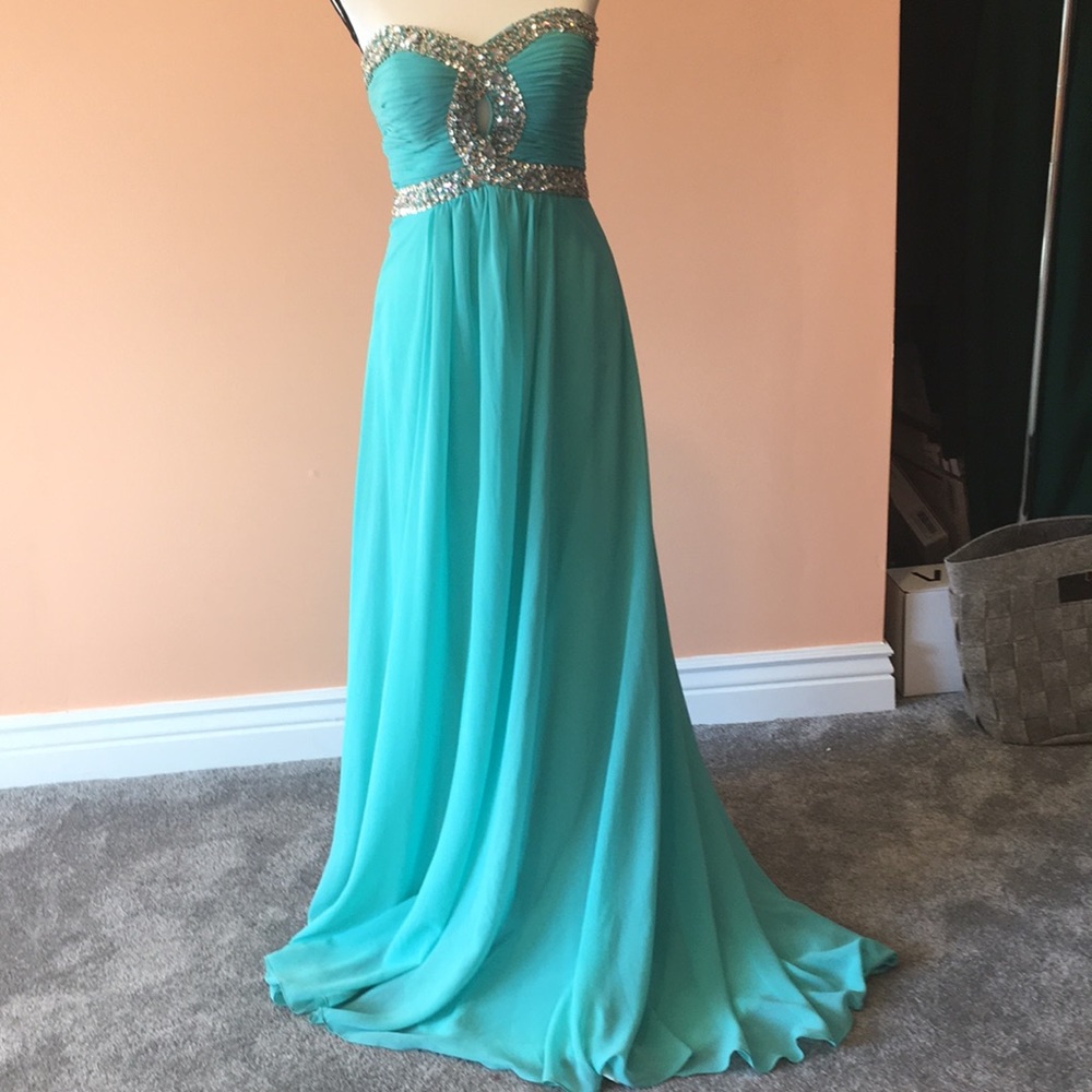 Prom dress